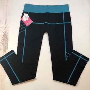 NWT SOHO SPORT ACTIVEWEAR Stretchy Black Turquoise 3/4 Leggings Women's Medium